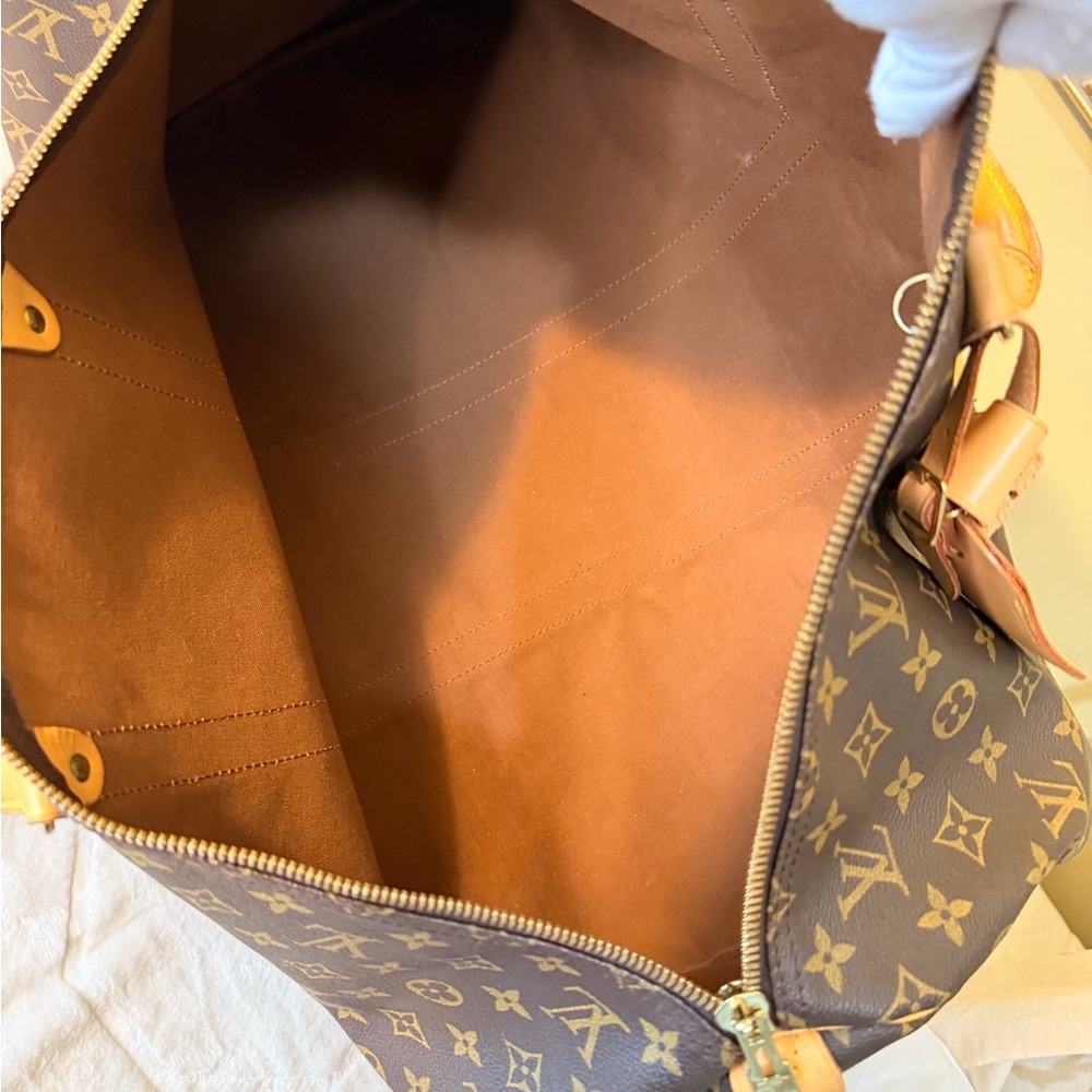 Louis Vuitton Monogram Keepall 50 - Picture 13 of 16